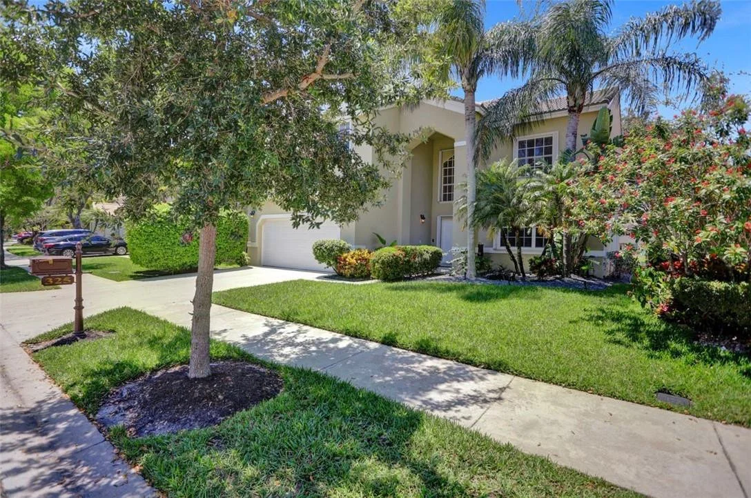 Photo of 325 Cameron Drive