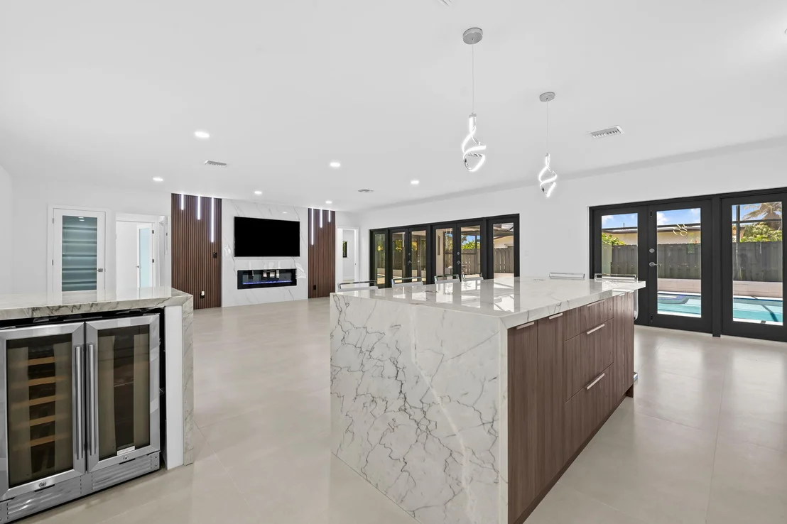 Photo of 2811 NE 53rd Court