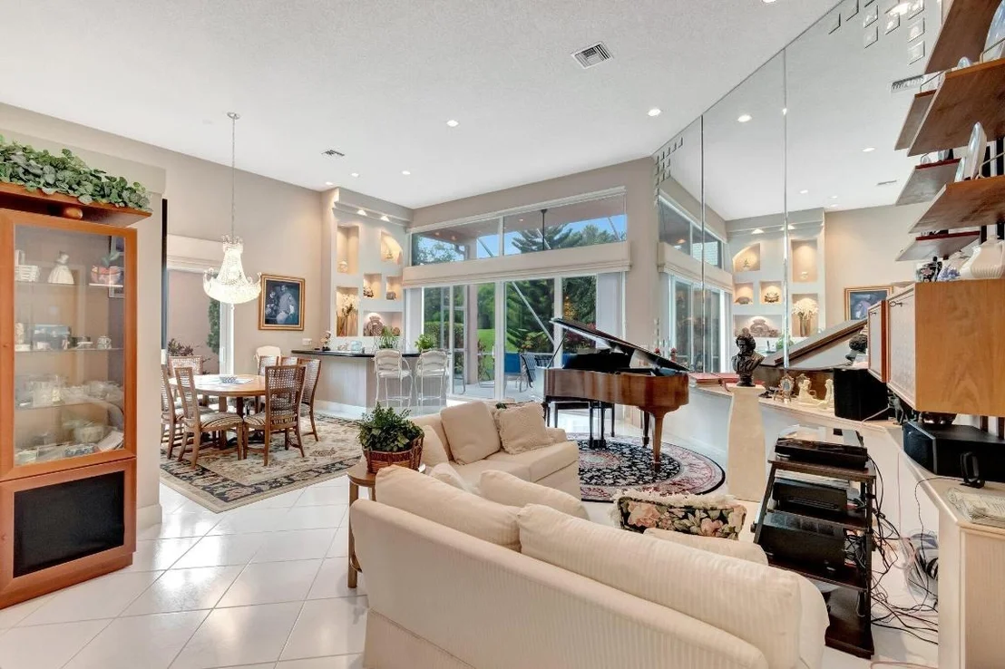 Photo of 6429 Three Lakes Lane