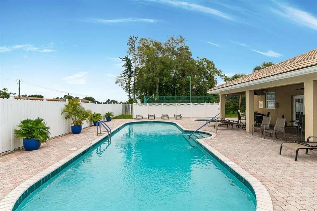 Photo of 5211 Grande Palm Circle