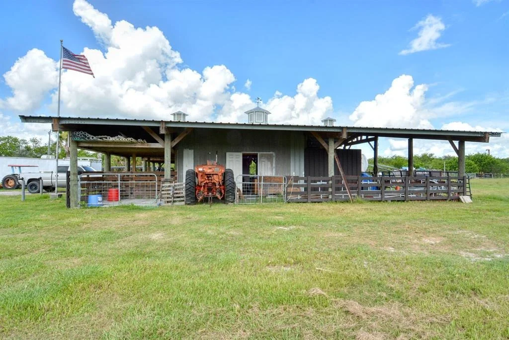 Photo of 17600 Pineapple Lane