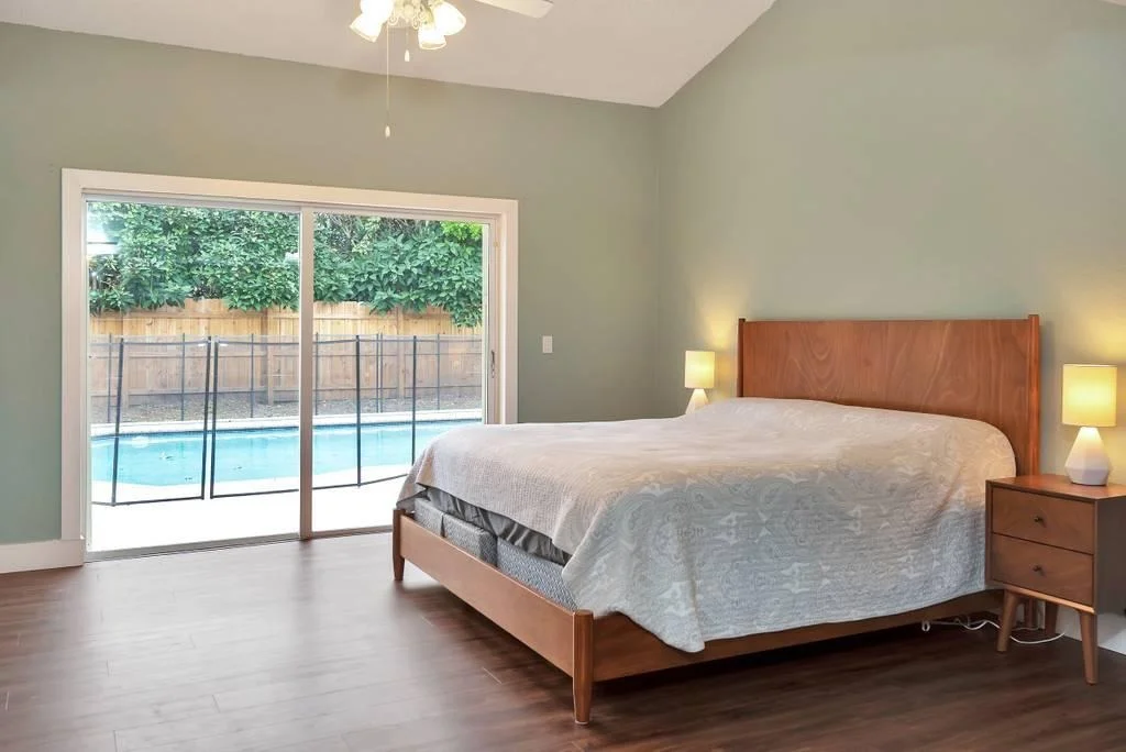 Photo of 9800 Sun Pointe Drive