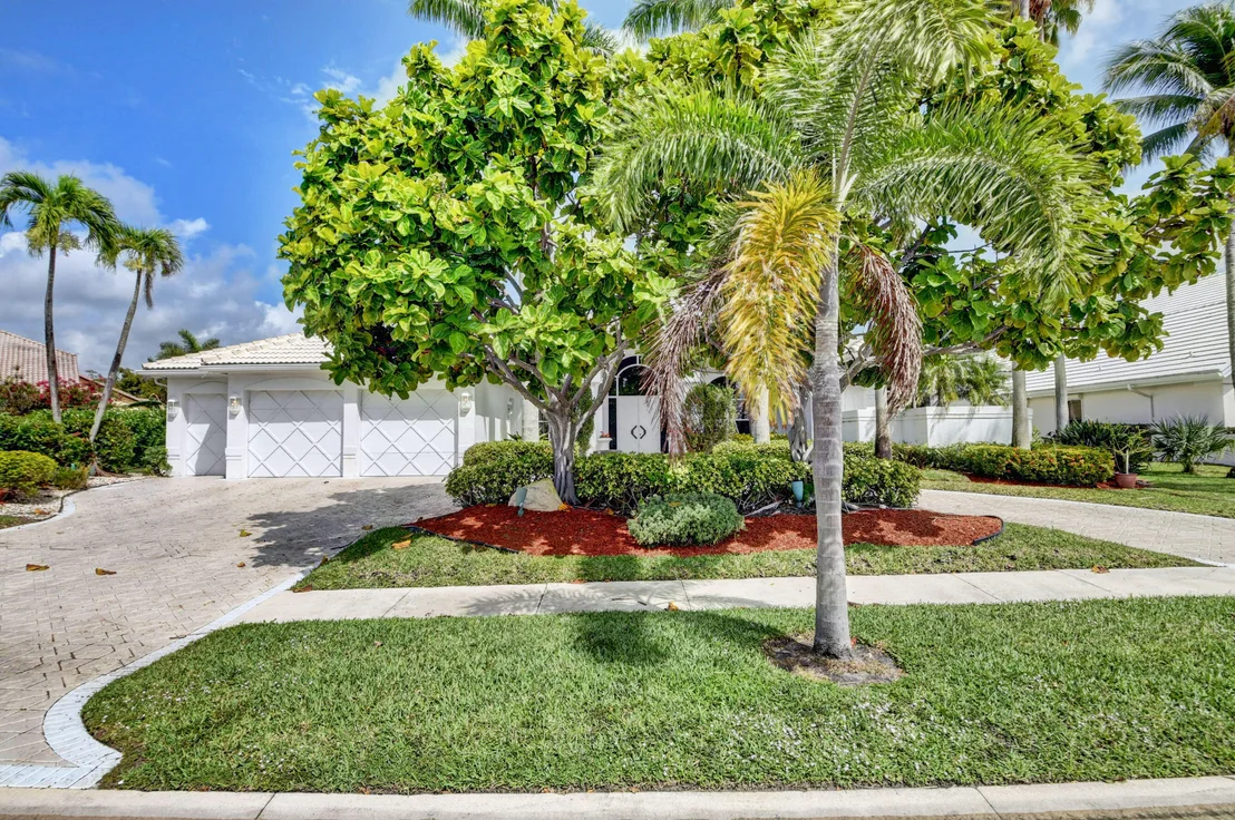 Photo of 4875 Tallowwood Lane