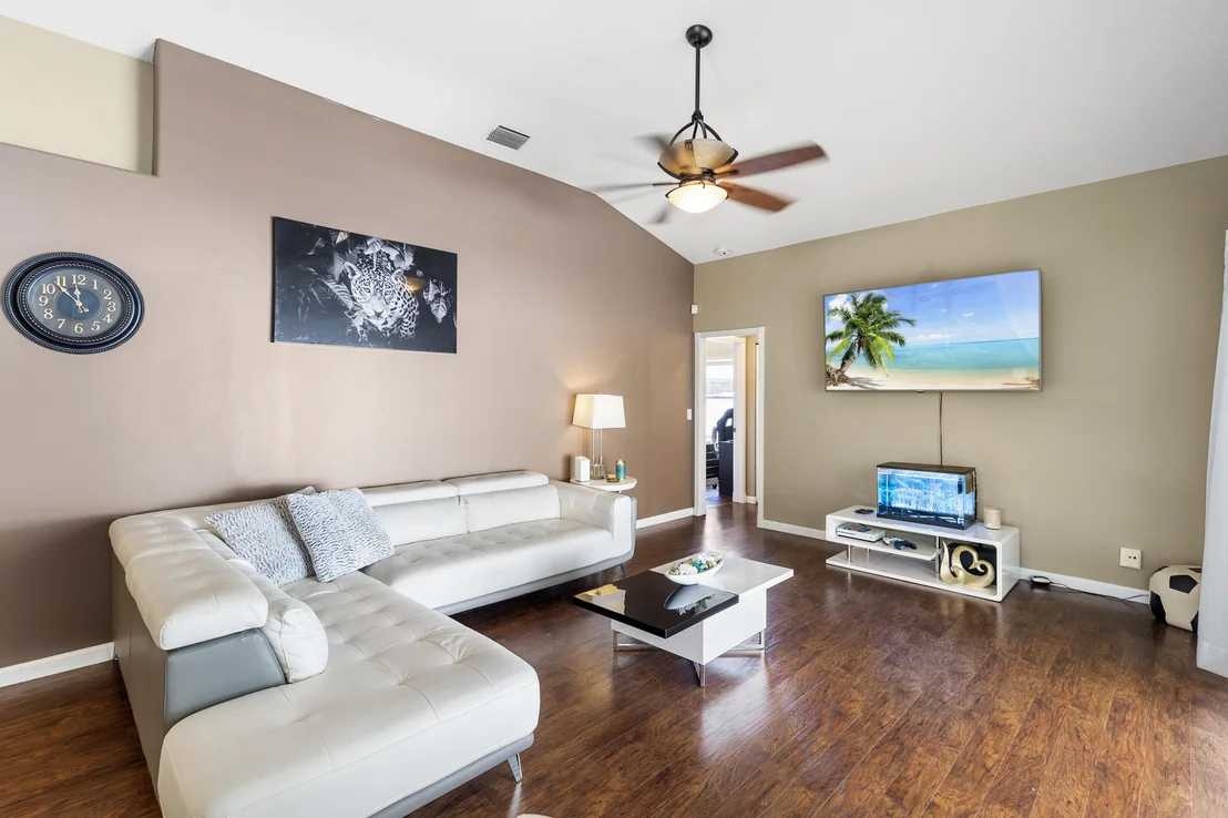 Photo of 13800 Paddock Drive