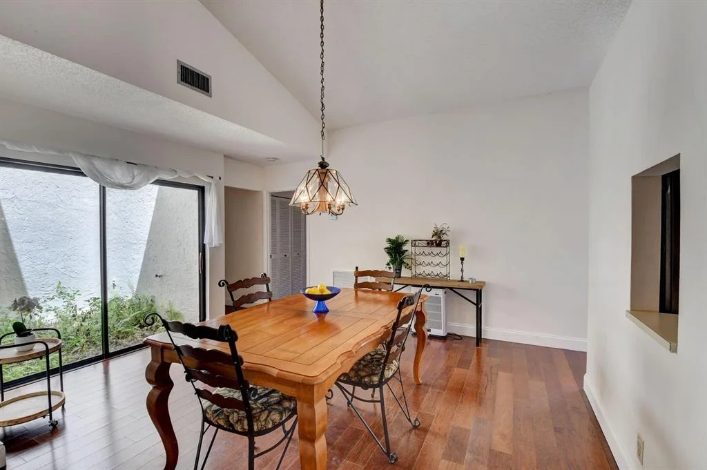 Photo of 21745 Contado Road