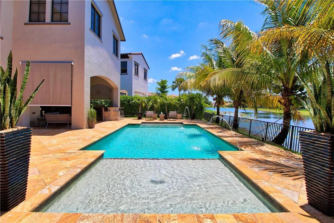 Photo of 9640 Eden Manor