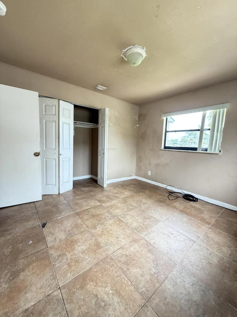 Photo of 3243 Grove Road