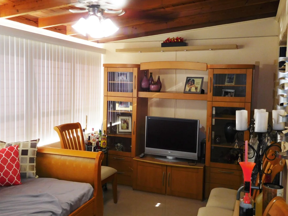 Photo of 349 Henthorne Drive