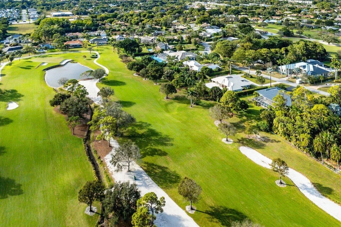Photo of 650 Atlantis Estates Way