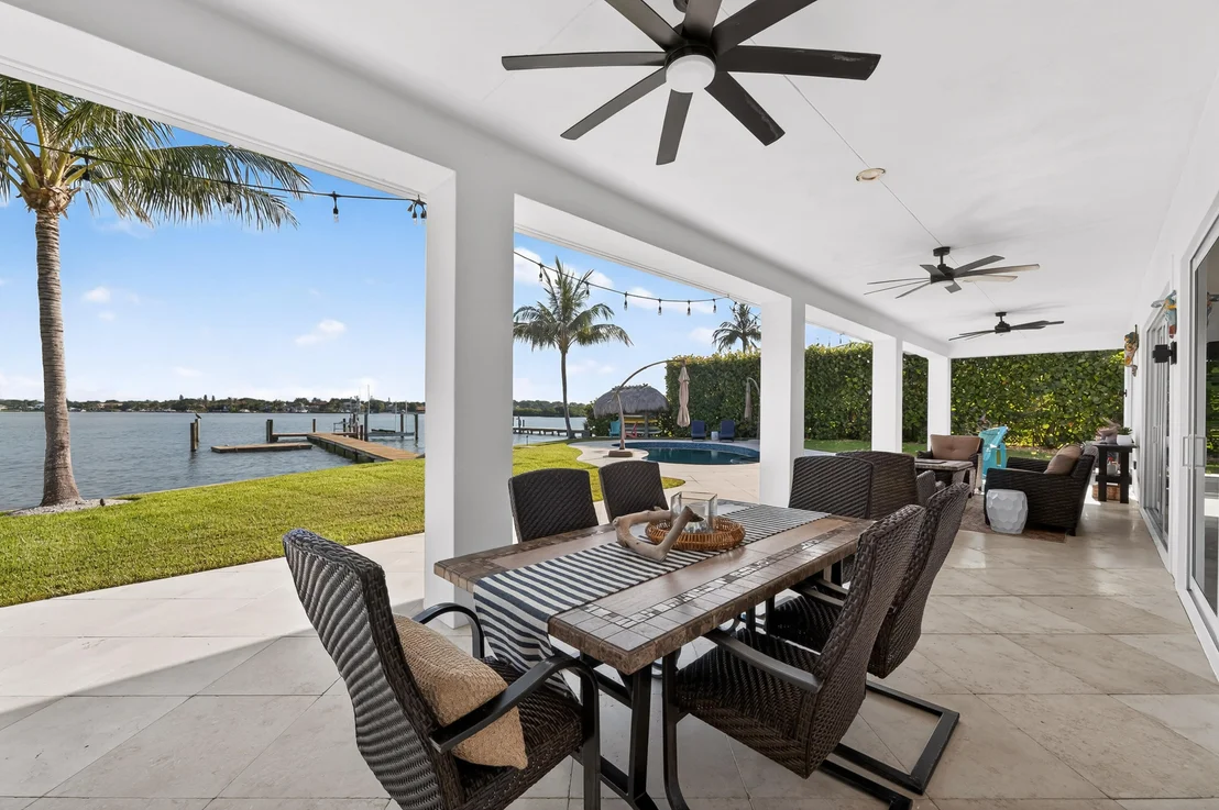 Photo of 954 Dolphin Court