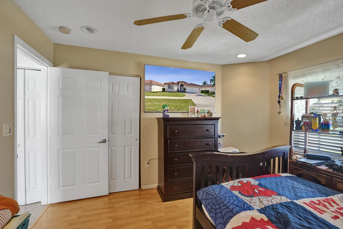 Photo of 7572 Parkside Lane