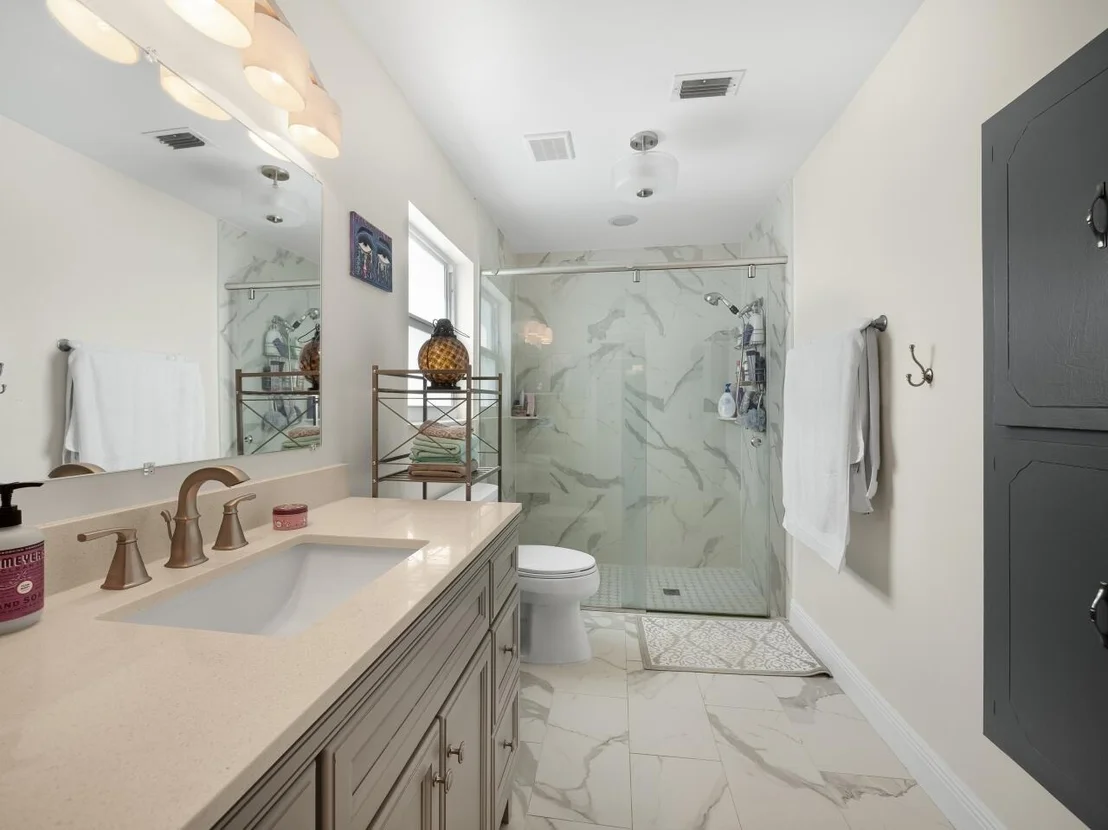 Photo of 1343 Pinetta Circle