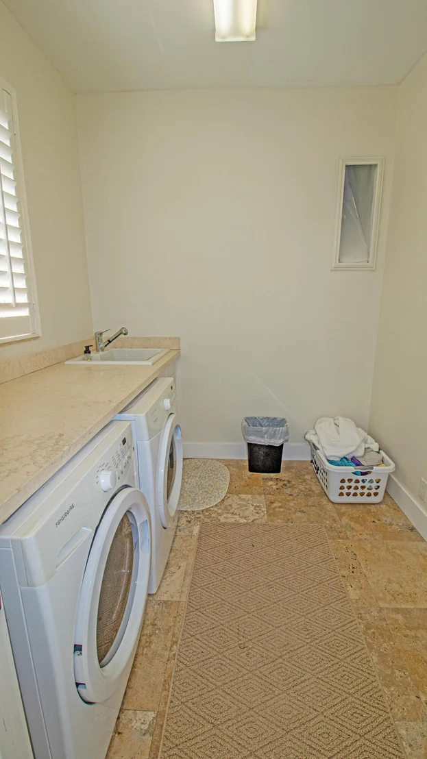 Photo of 5592 SE Reef Way