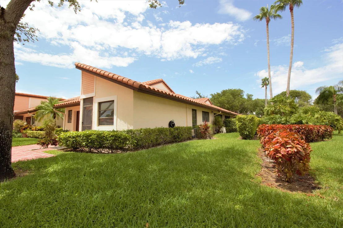 Photo of 6135 Kings Gate Circle