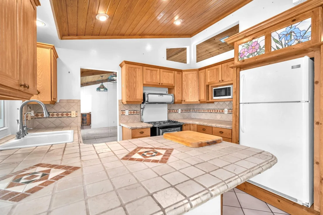 Photo of 5054 Beechwood Road