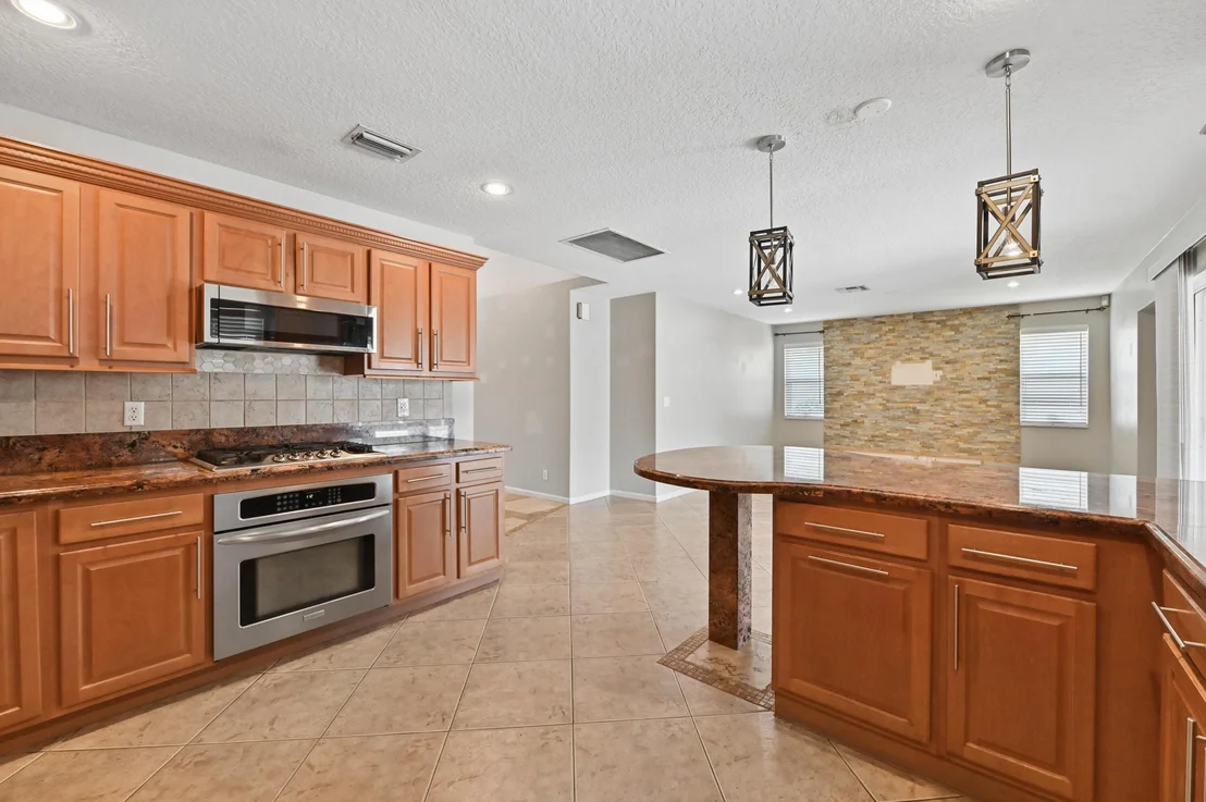 Photo of 1163 Peninsula Way
