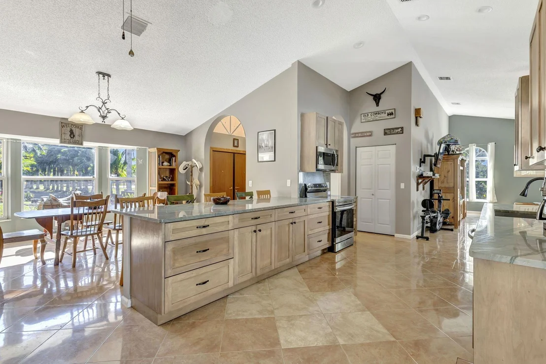 Photo of 4783 Windmill Road