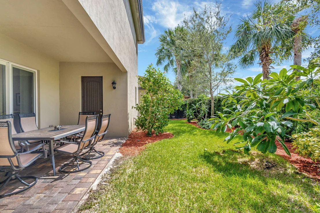 Photo of 6873 Langdon Way