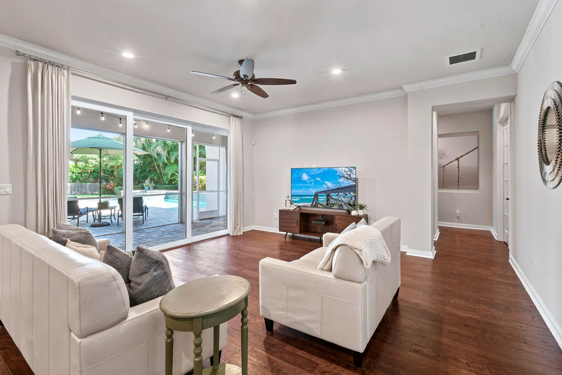 Photo of 2664 Greenway Drive