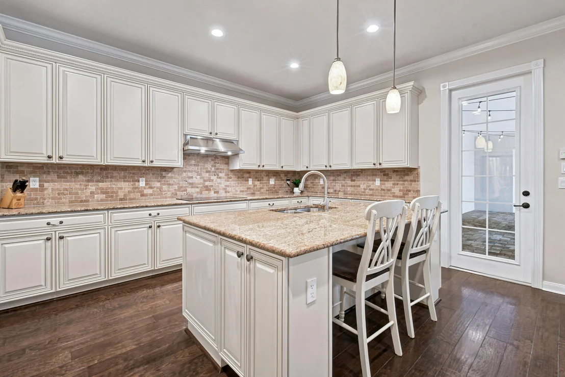 Photo of 2664 Greenway Drive