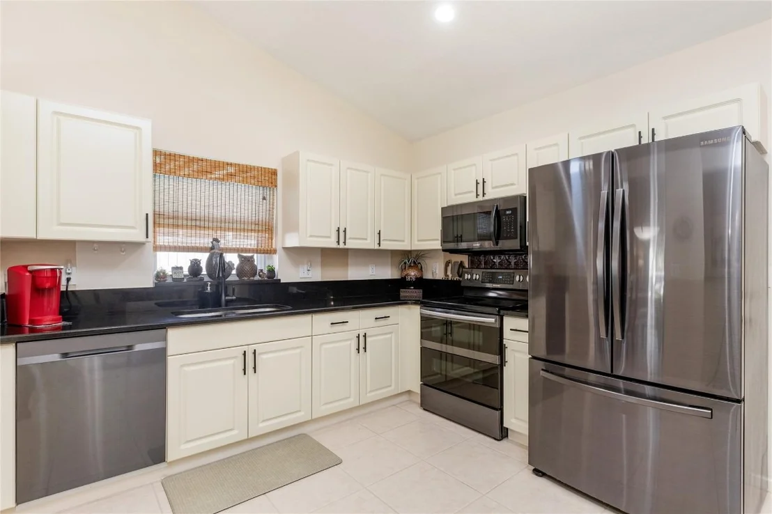Photo of 13055 Hampton Lakes Circle