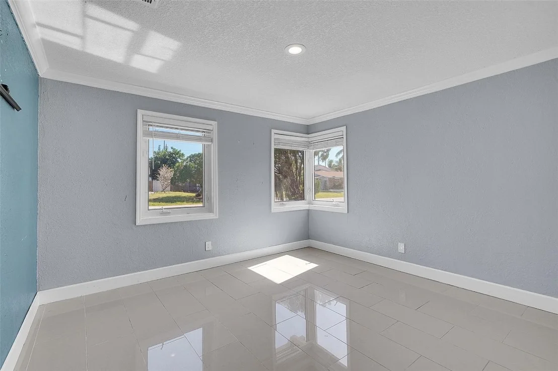 Photo of 3111 NE 11th Terrace