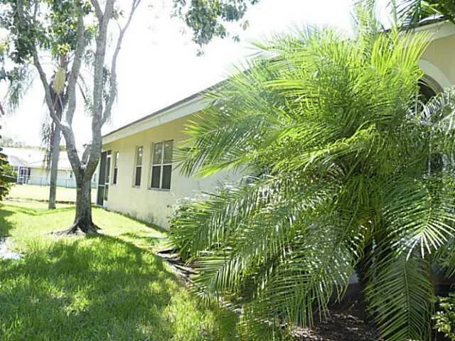 Photo of 4872 NW 103rd Drive