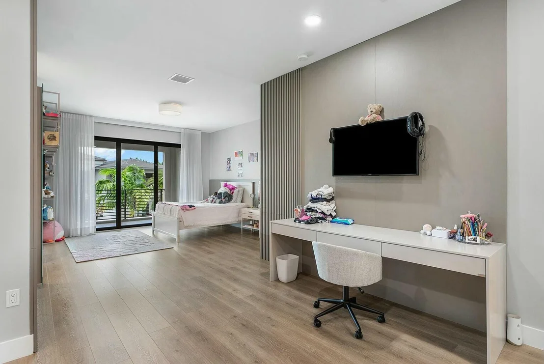 Photo of 8635 Dearborn River Way