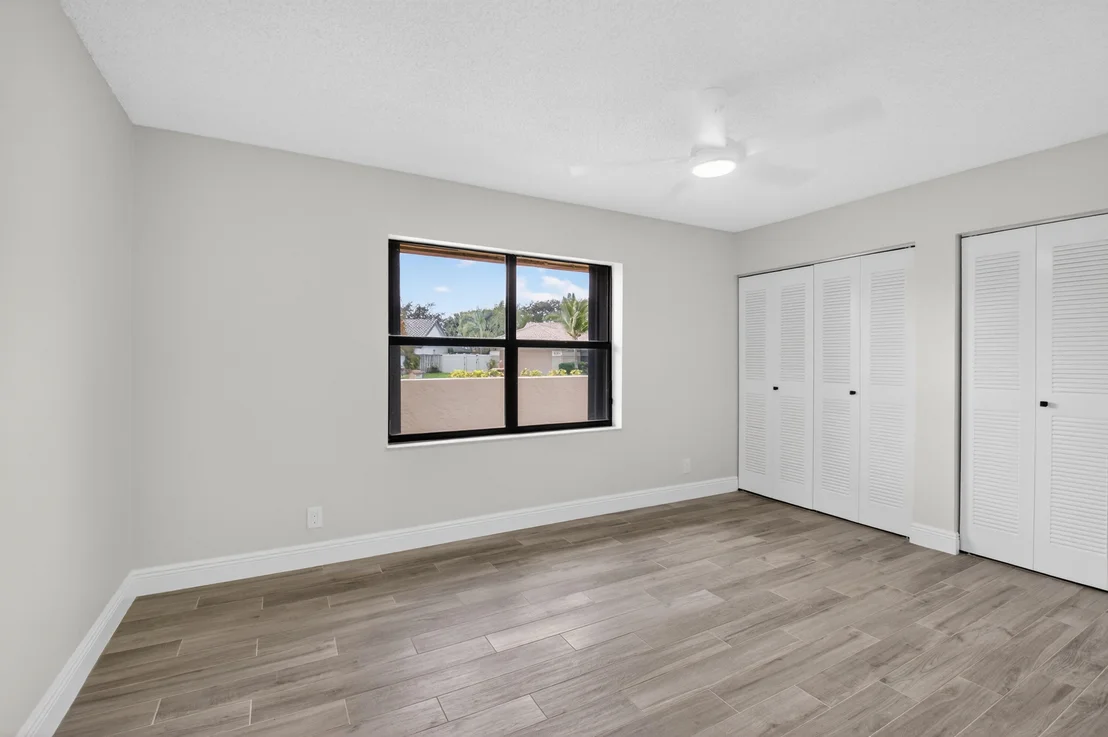 Photo of 9362 Laurel Green Drive