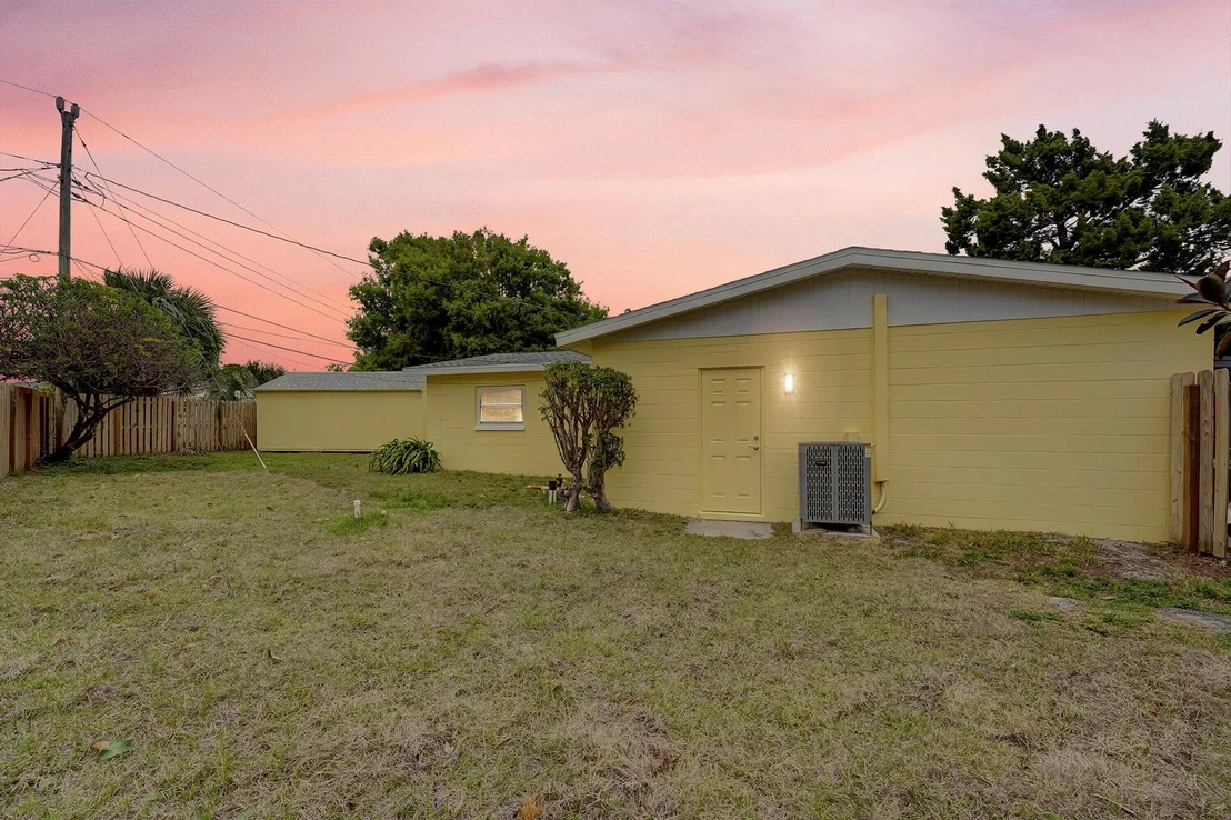 Photo of 524 Teak Drive