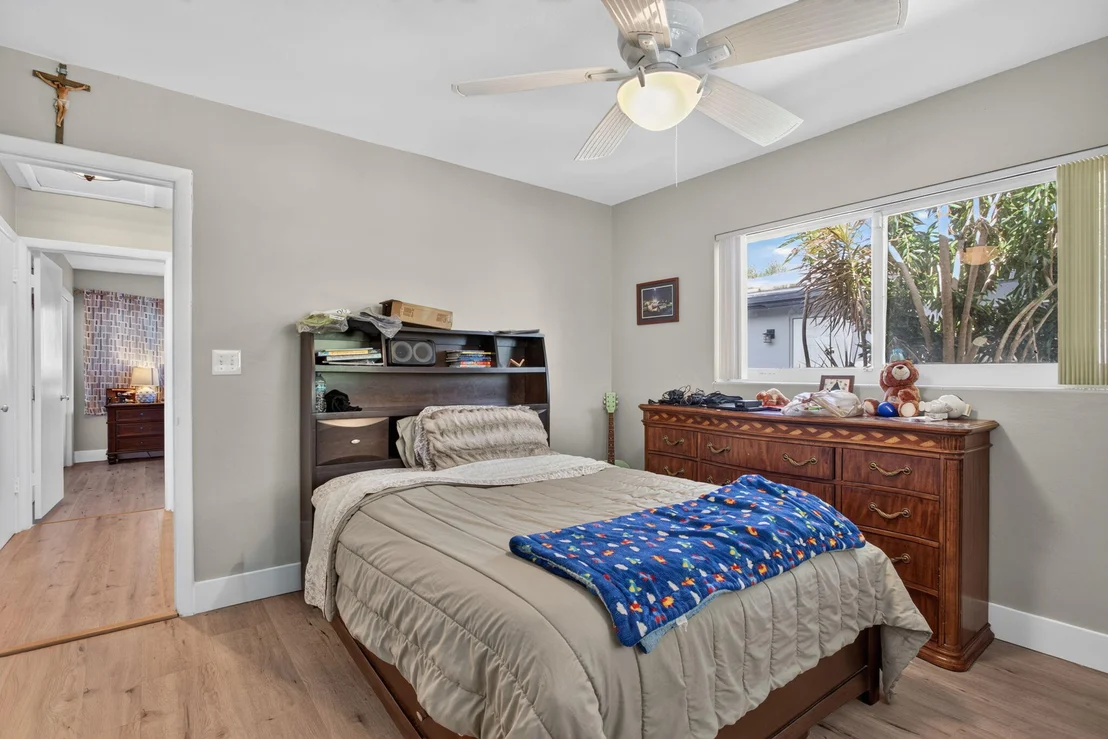 Photo of 2520 SE 5TH Street
