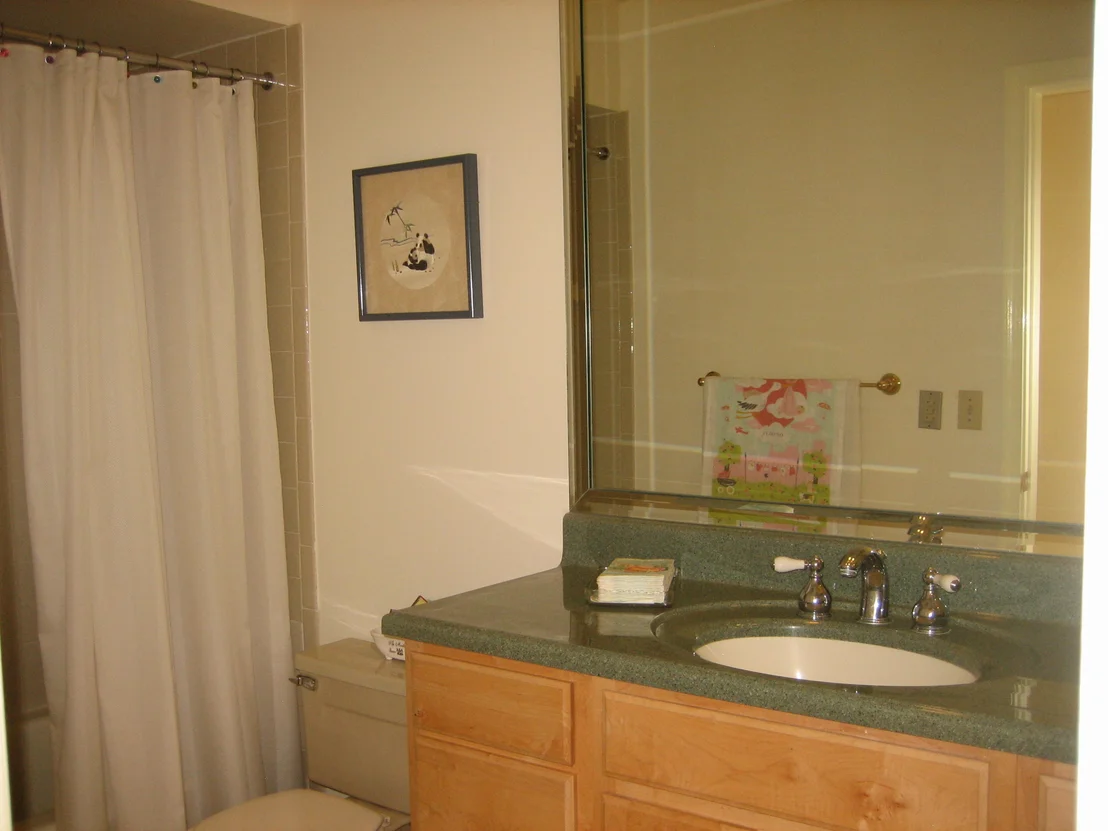 Photo of 963 Allamanda Drive