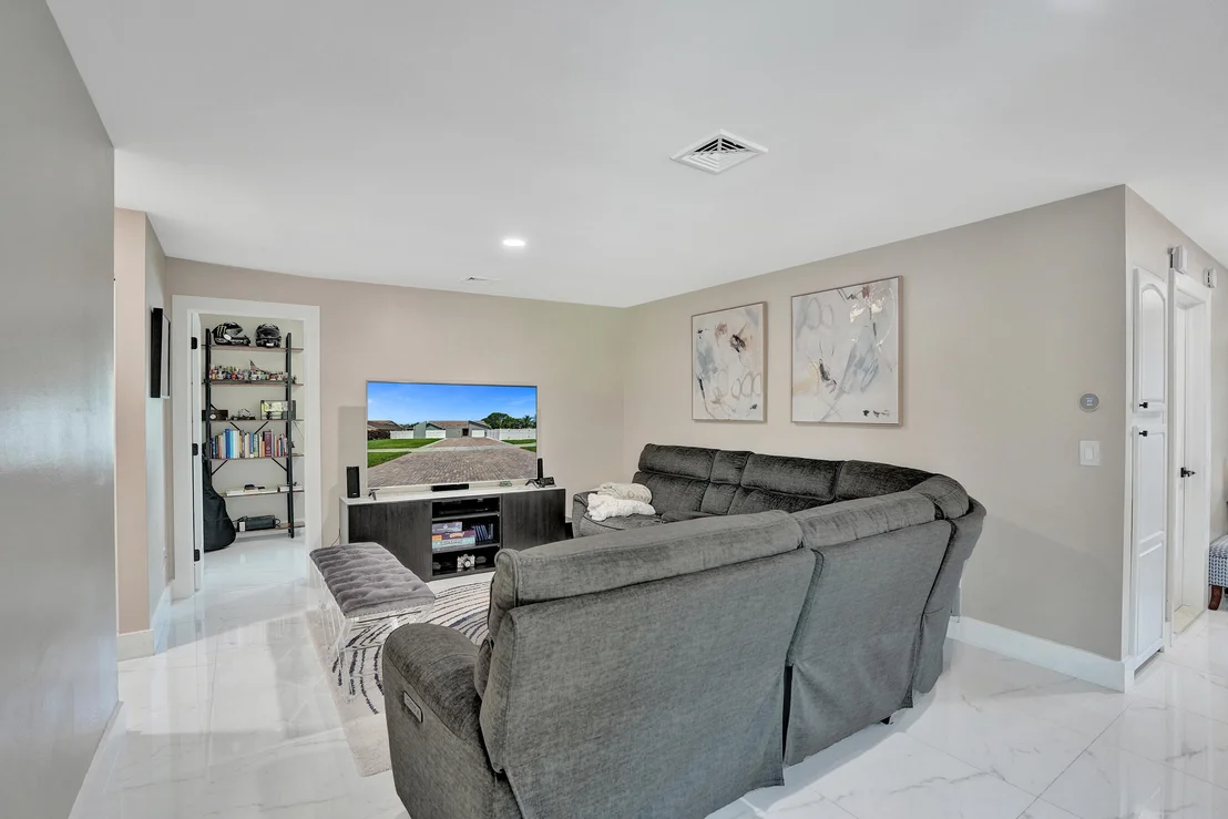 Photo of 3010 CORMORANT Road