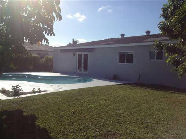 Photo of 11129 Mandarin Street