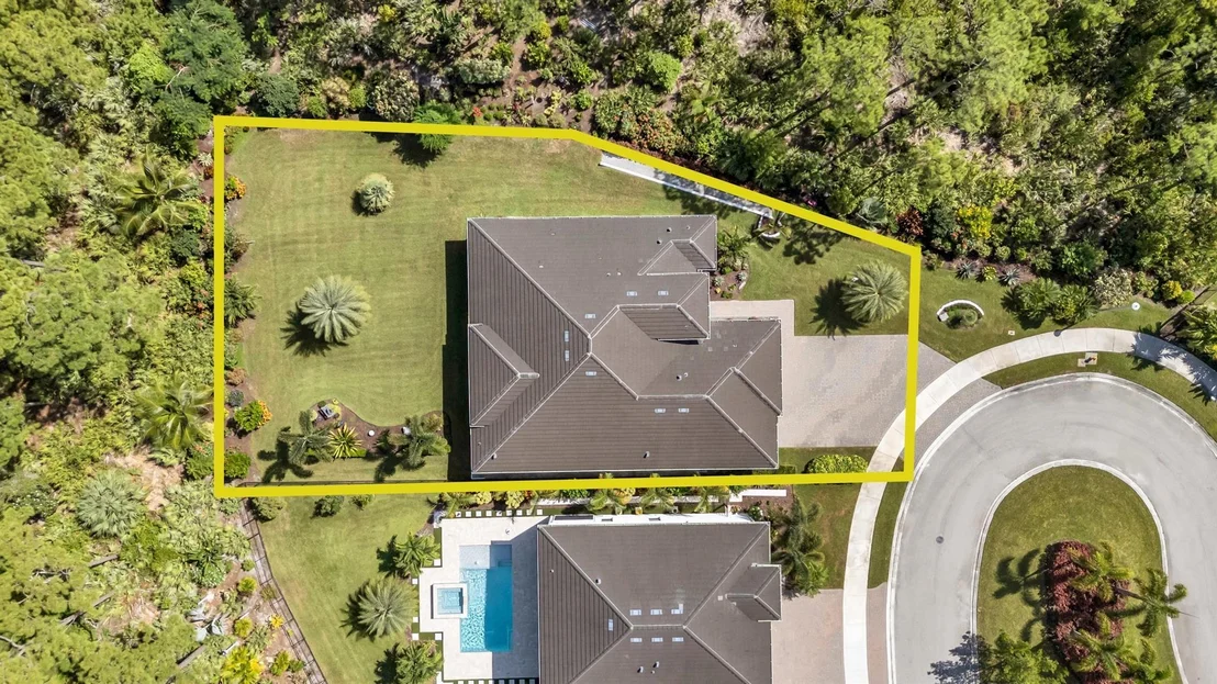 Photo of 718 SW Riverwatch Place