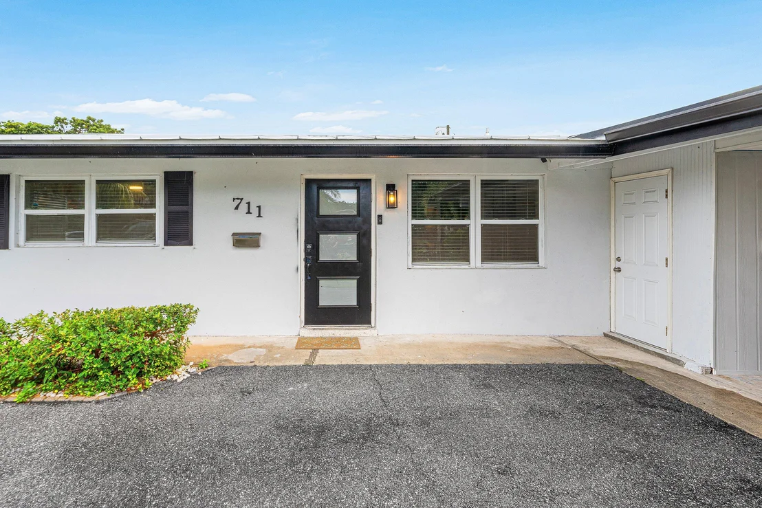 Photo of 711 Laurel Drive