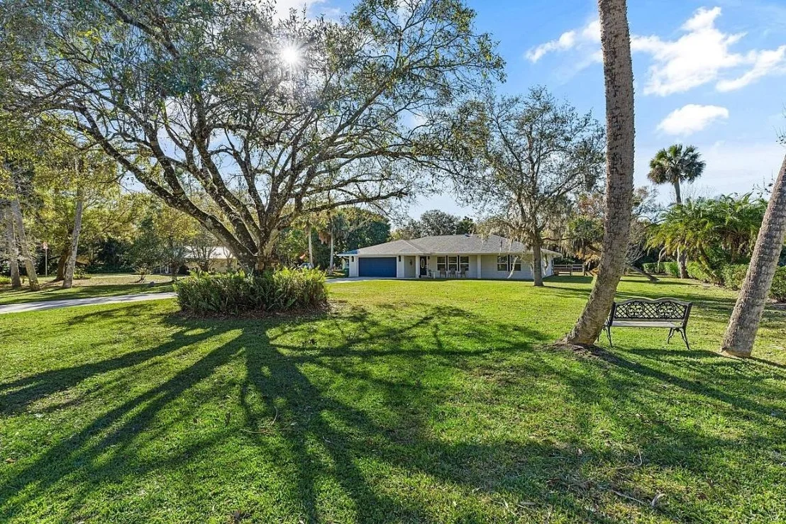 Photo of 2801 Grove Drive