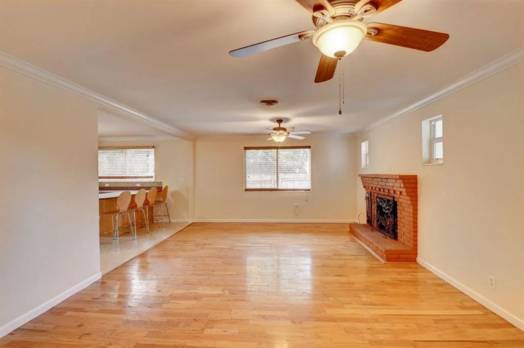 Photo of 15385 Monroe Road