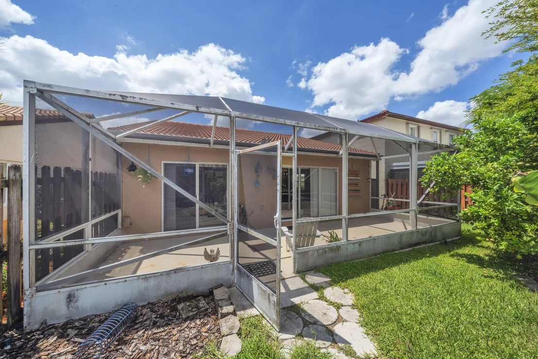Photo of 4255 NW 1st Drive