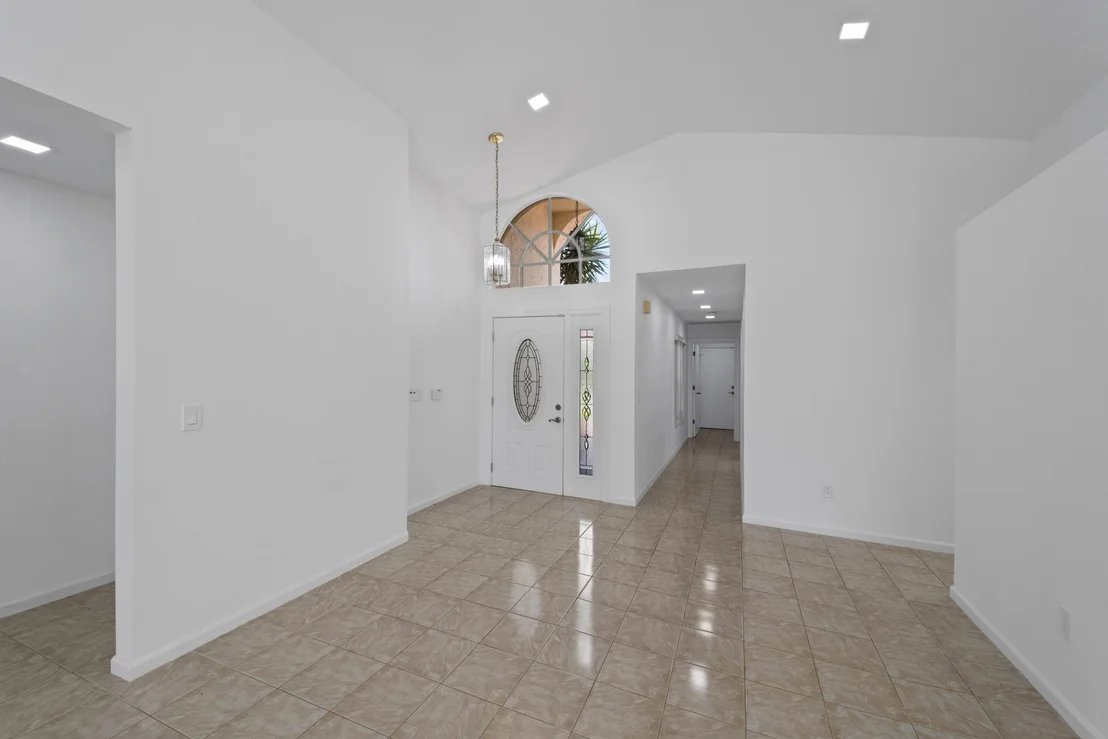 Photo of 22586 Esplanada Drive