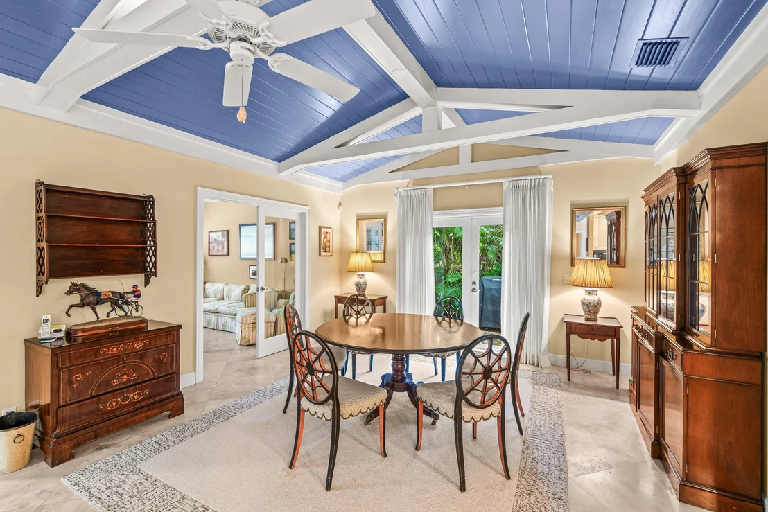 Photo of 5555 N Ocean Boulevard
