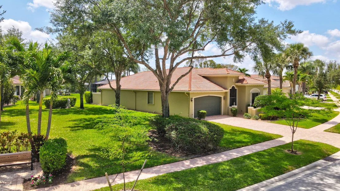 Photo of 9745 Isles Cay Drive