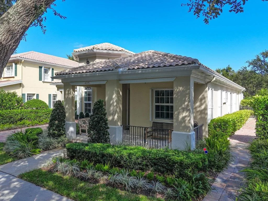 Photo of 4015 Community Drive