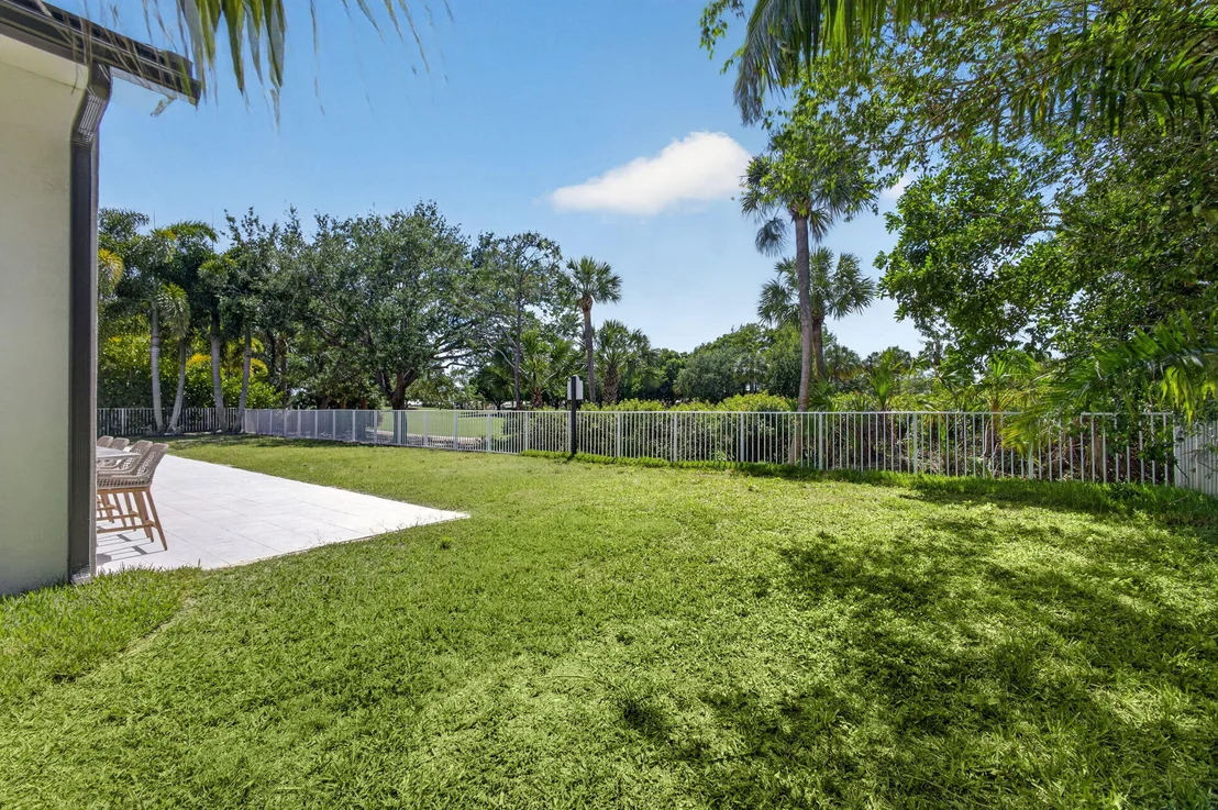 Photo of 2725 Seneca Circle