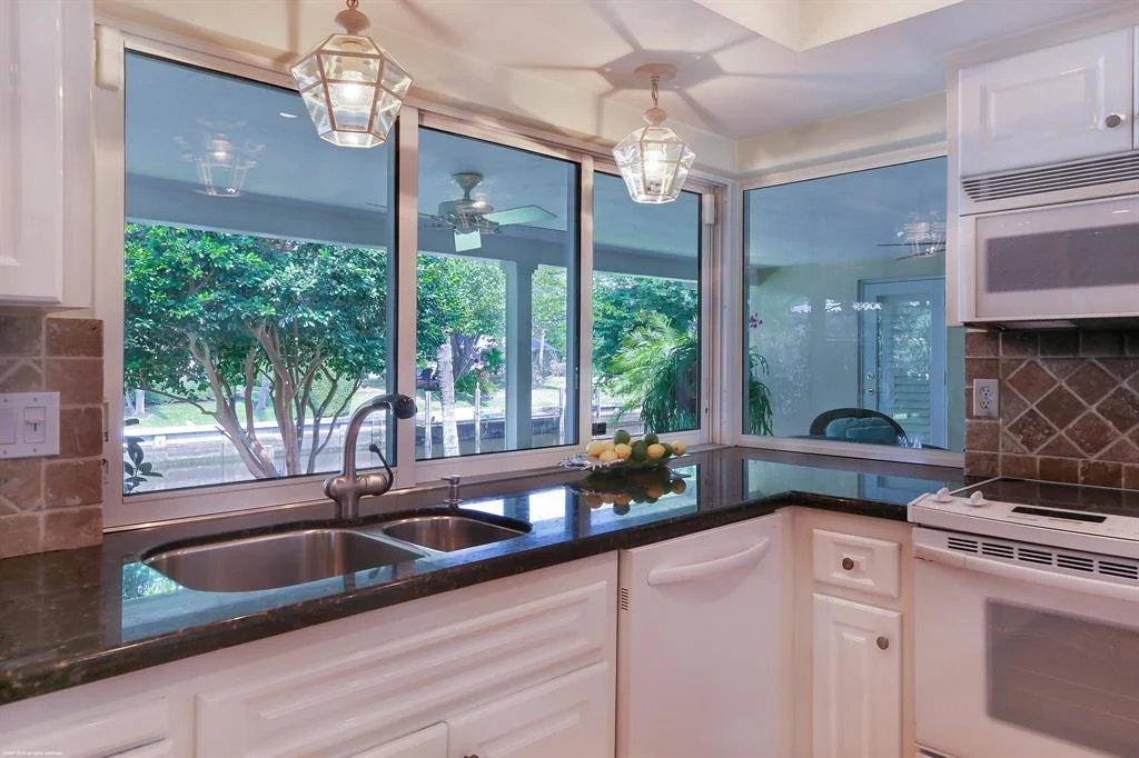 Photo of 921 Hickory Terrace