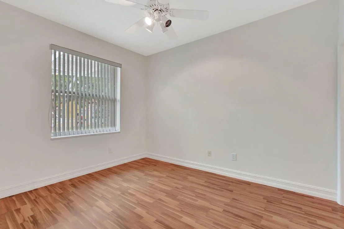 Photo of 18570 Serena Pointe Lane