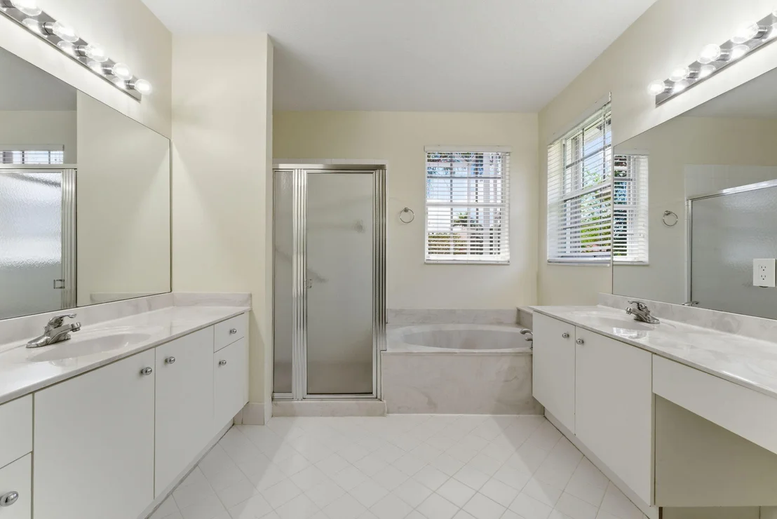 Photo of 1112 Skylark Drive