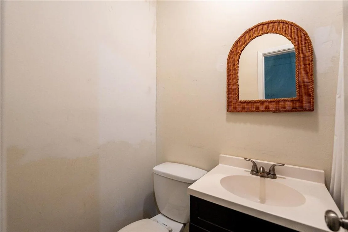 Photo of 804 SE Riverside Drive