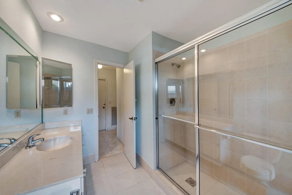 Photo of 5041 Pine Drive