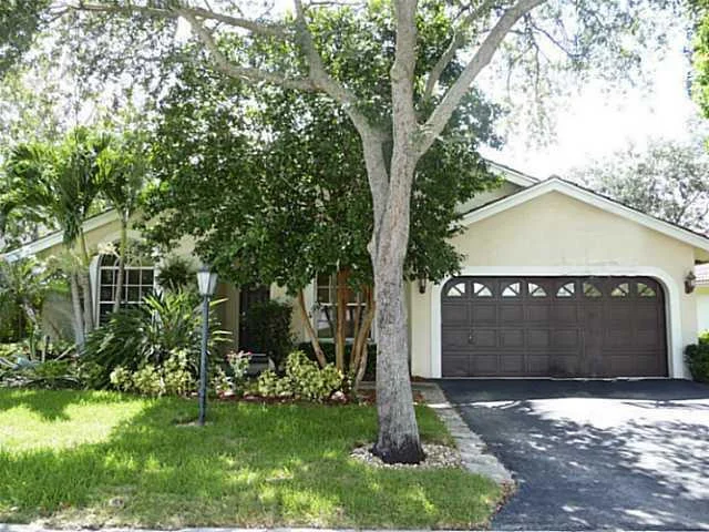 Photo of 4872 NW 103rd Drive